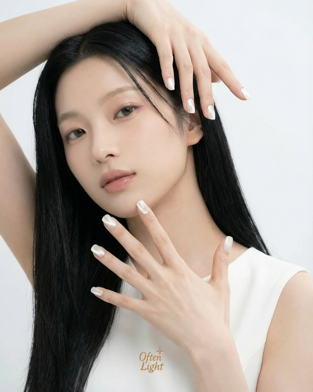 Snow White Cat-Eye Glow ｜雪曜白（自帶高光）